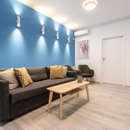 Blue Design Apartament In Magheru Бухарест Екстер'єр фото